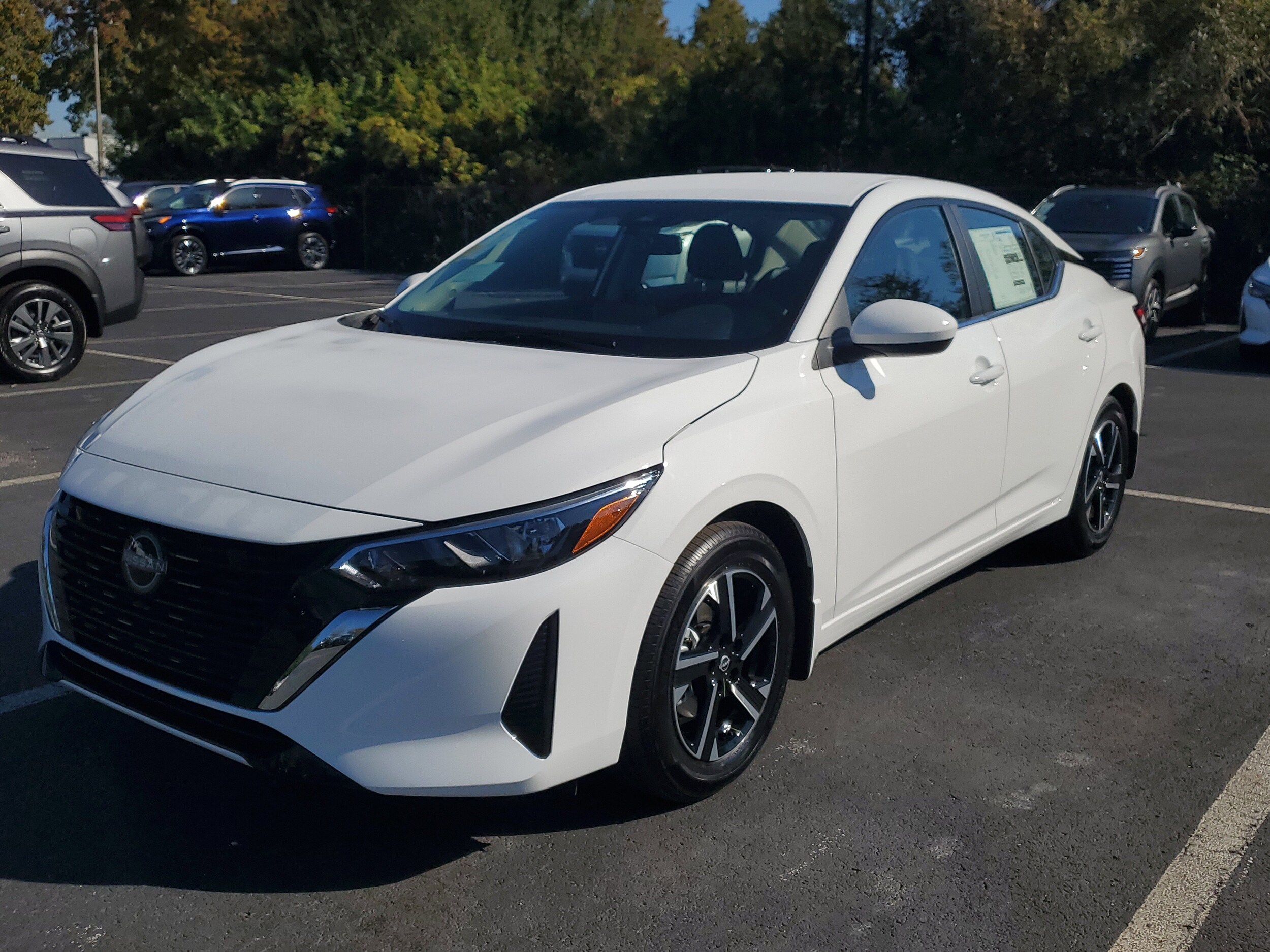 2025 Nissan Sentra SV photo 2