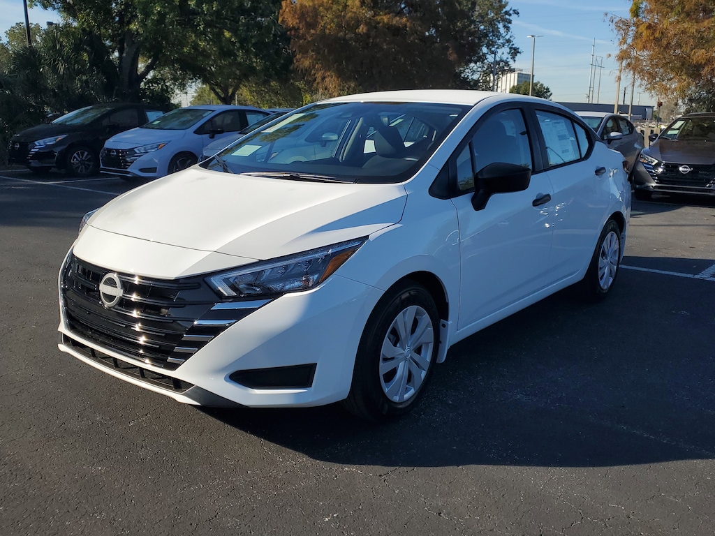 New 2025 Nissan Versa 1.6 S Sedan
