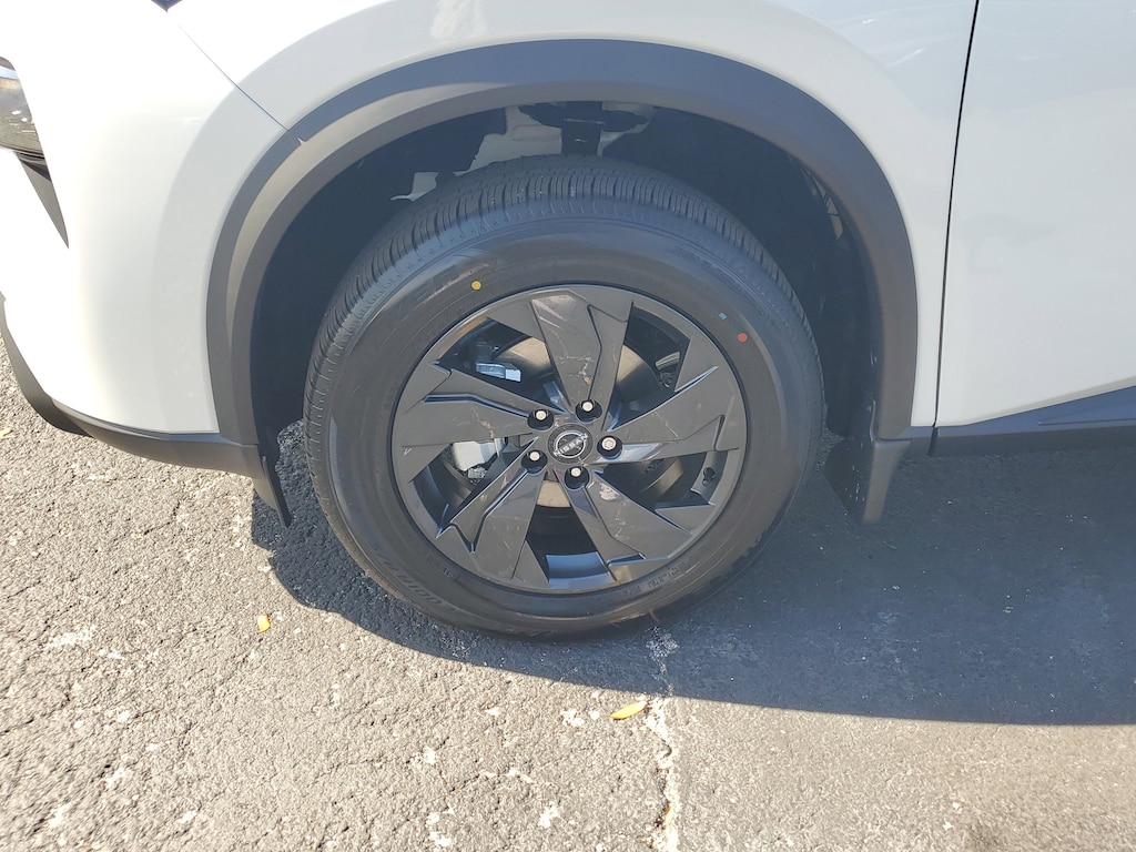 New 2026 Nissan Rogue SV SUV