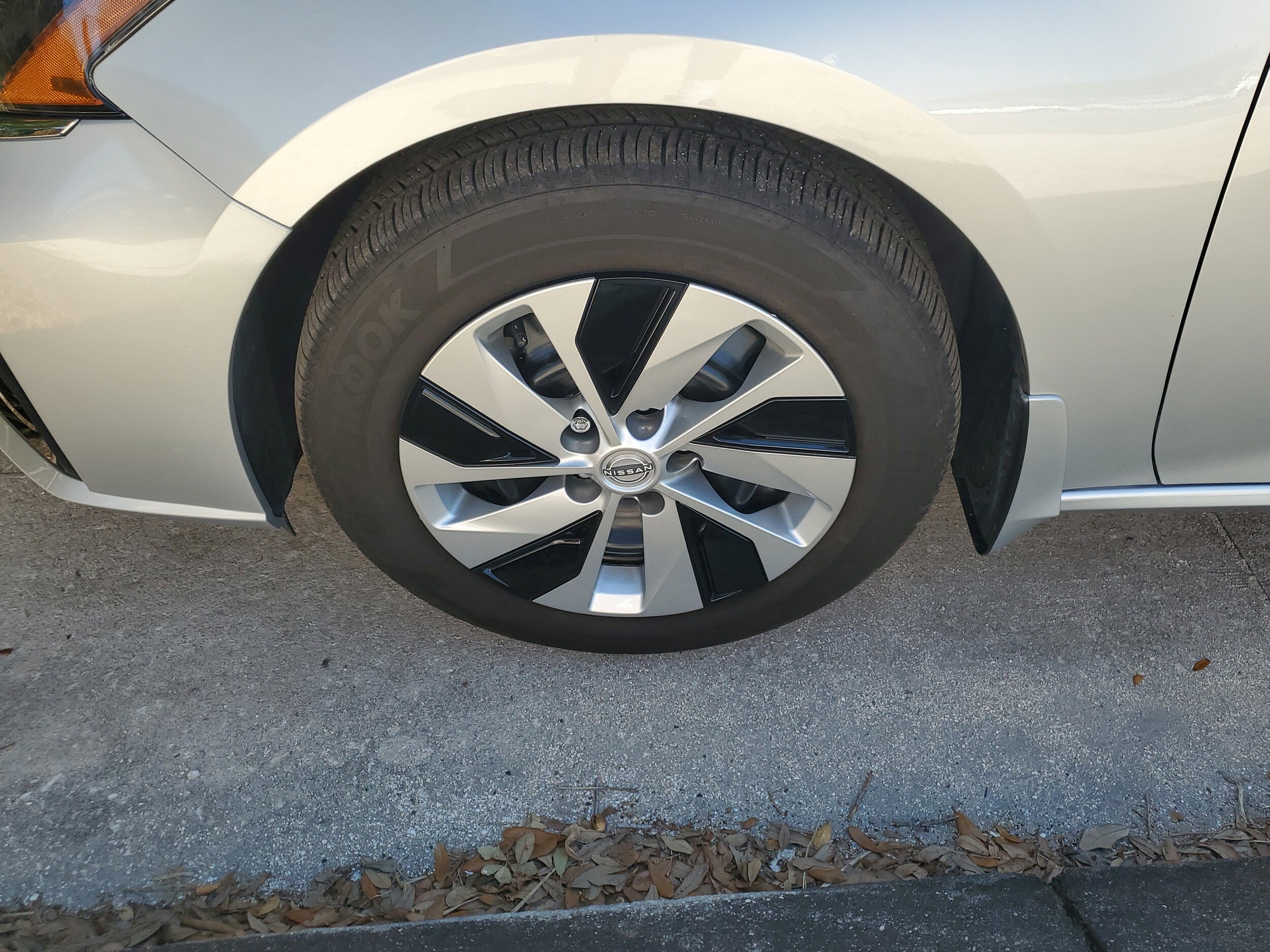 2024 Nissan Altima 2.5 S photo 3