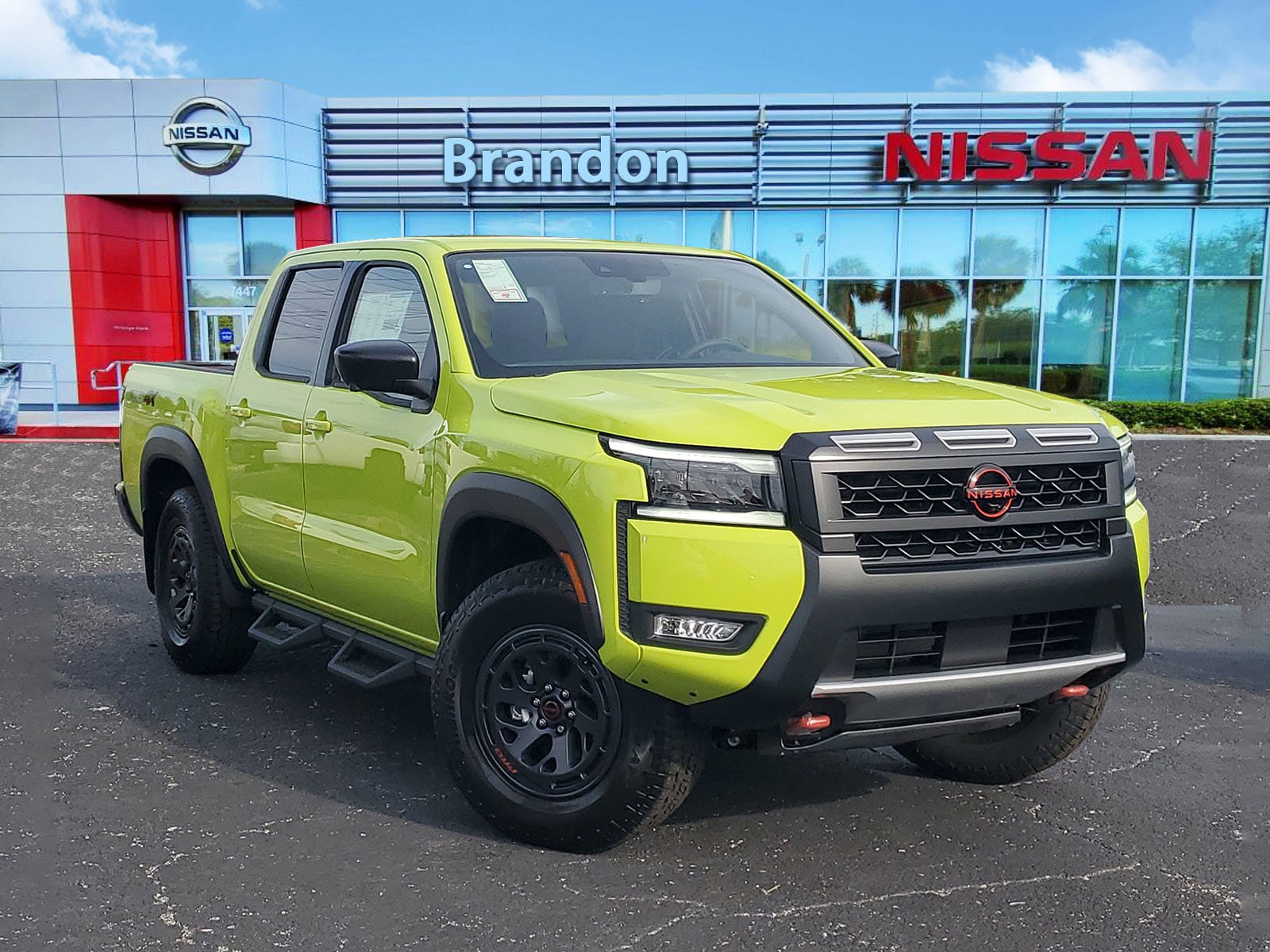 2026 Nissan Frontier PRO-4X's photo