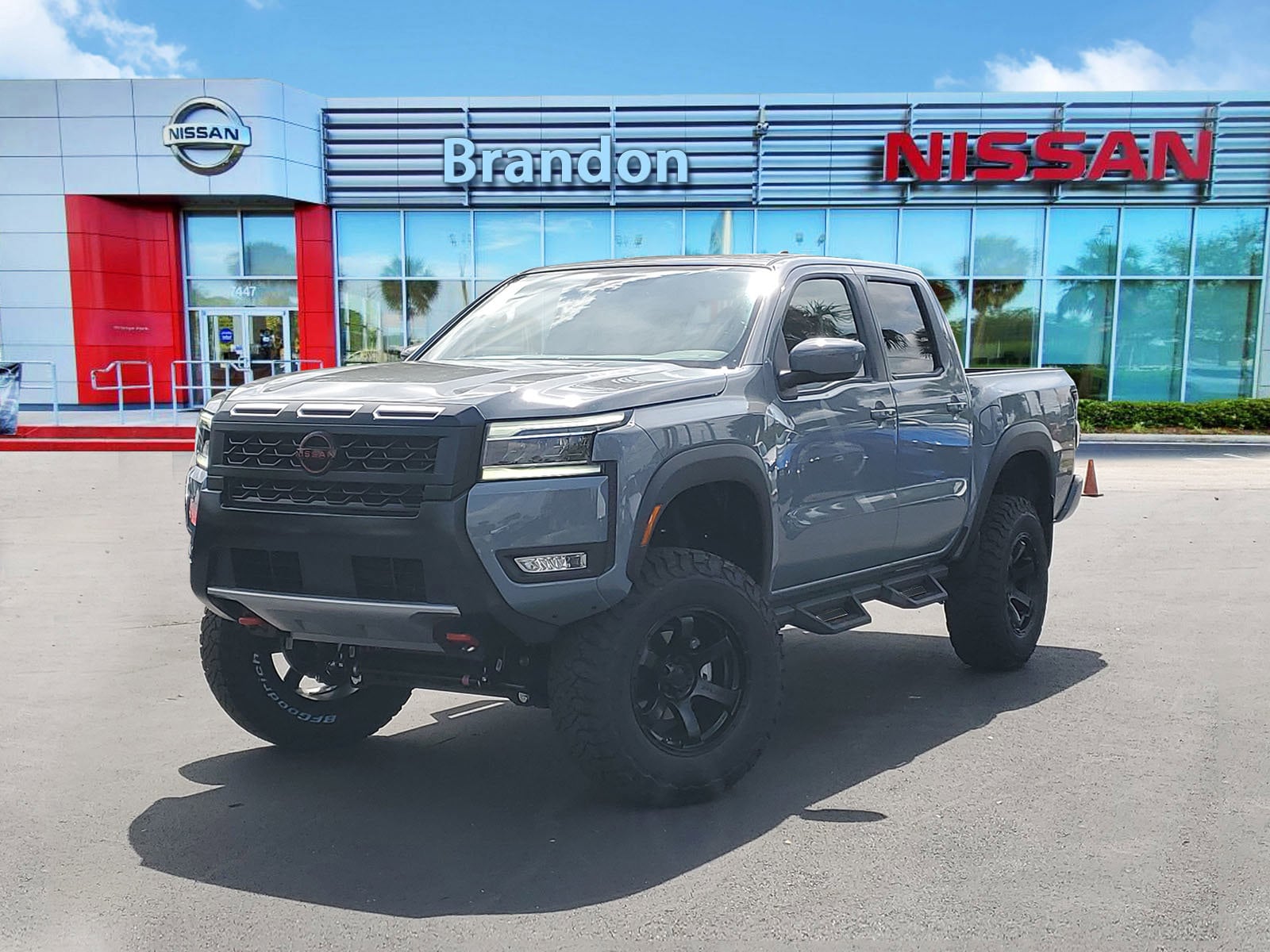 2025 Nissan Frontier Truck Crew Cab 