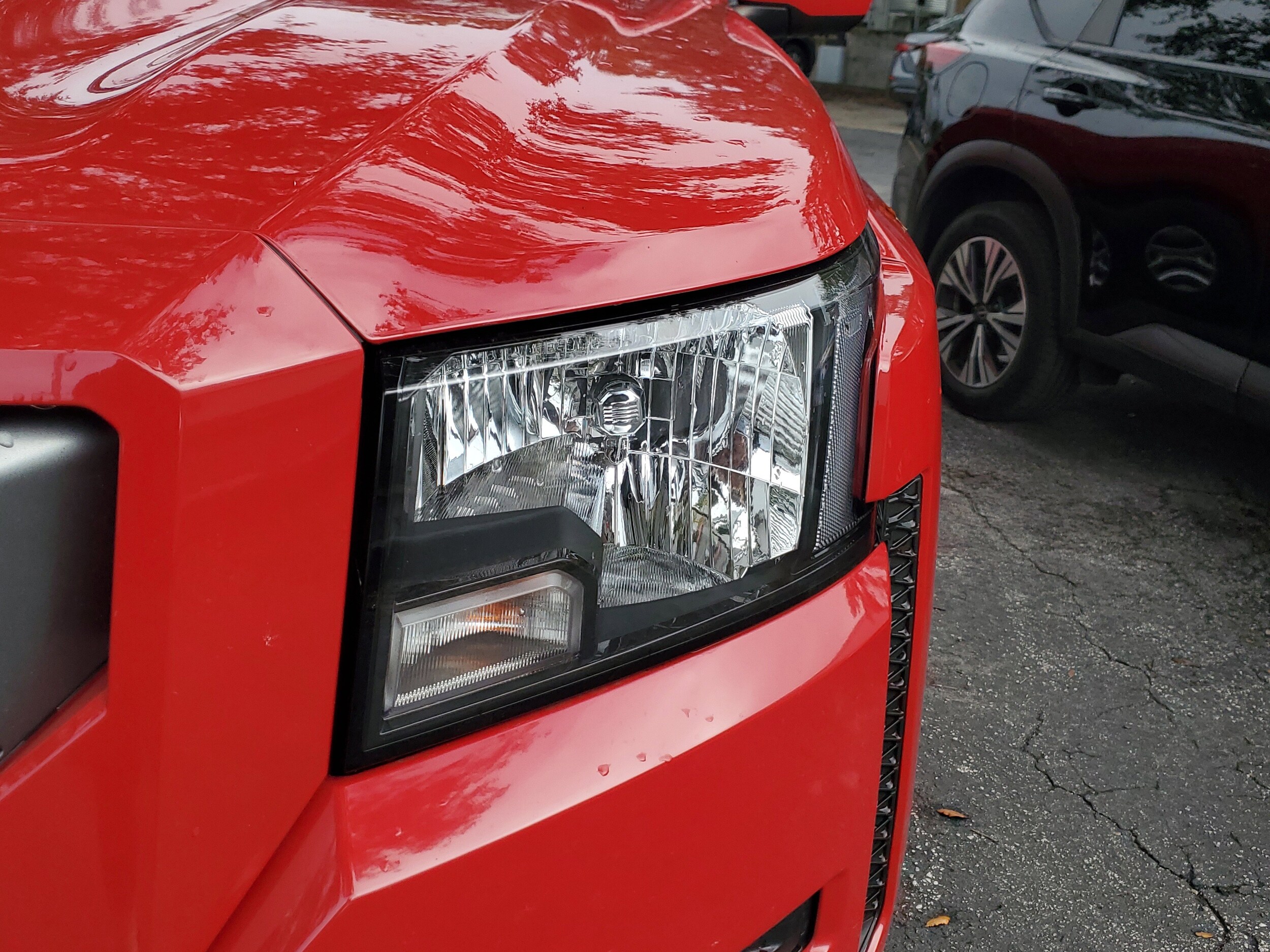 2022 Nissan Frontier SV photo 4
