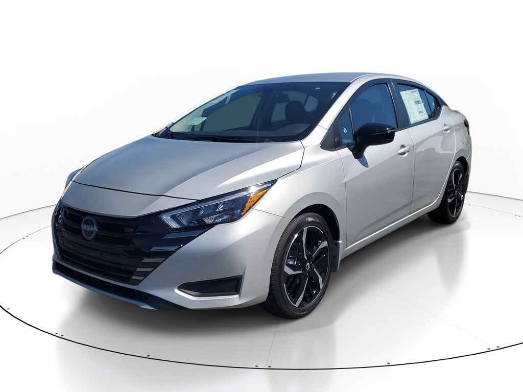 New 2025 Nissan Versa 1.6 SR Sedan