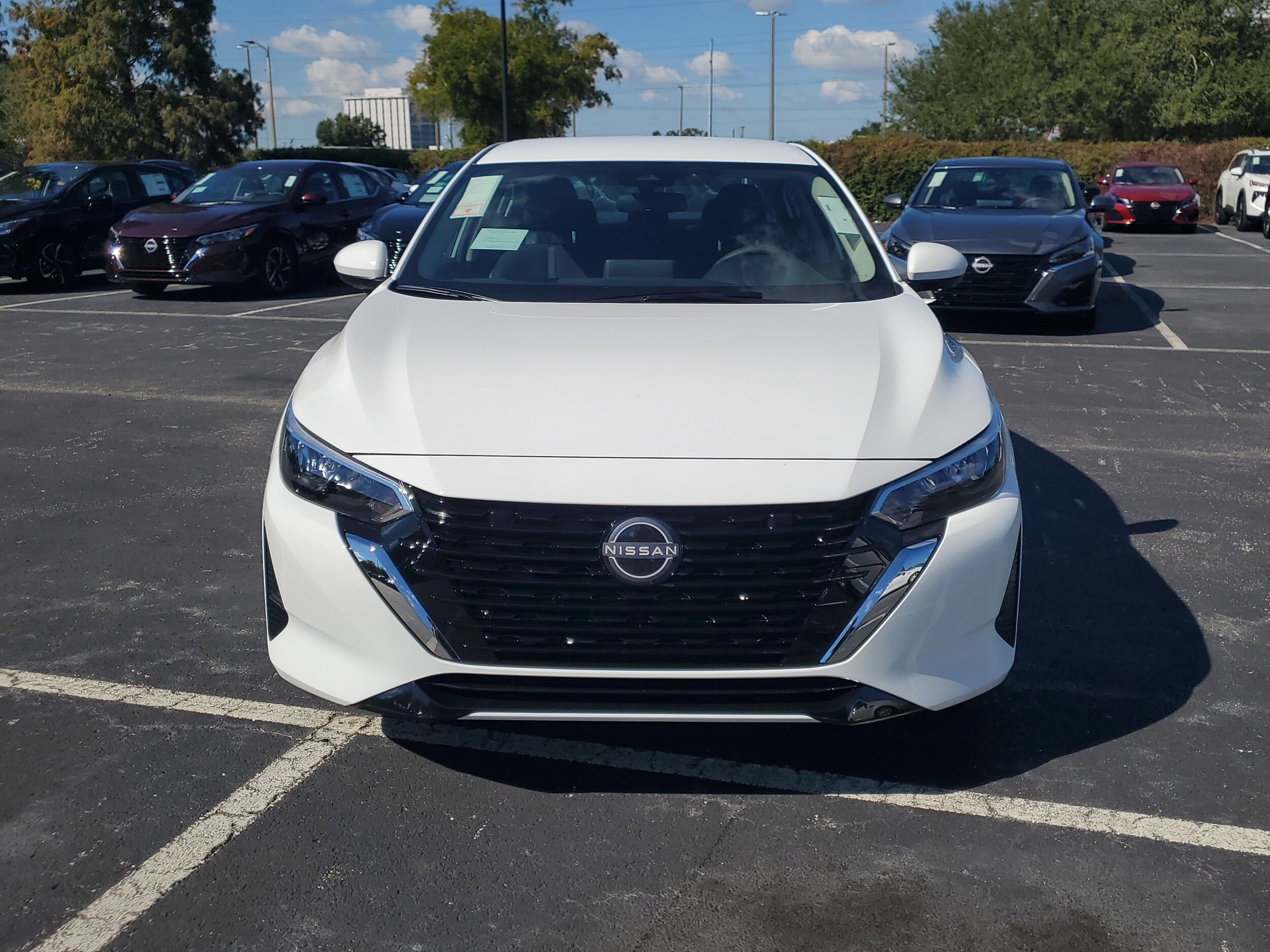 2025 Nissan Sentra SV photo 2