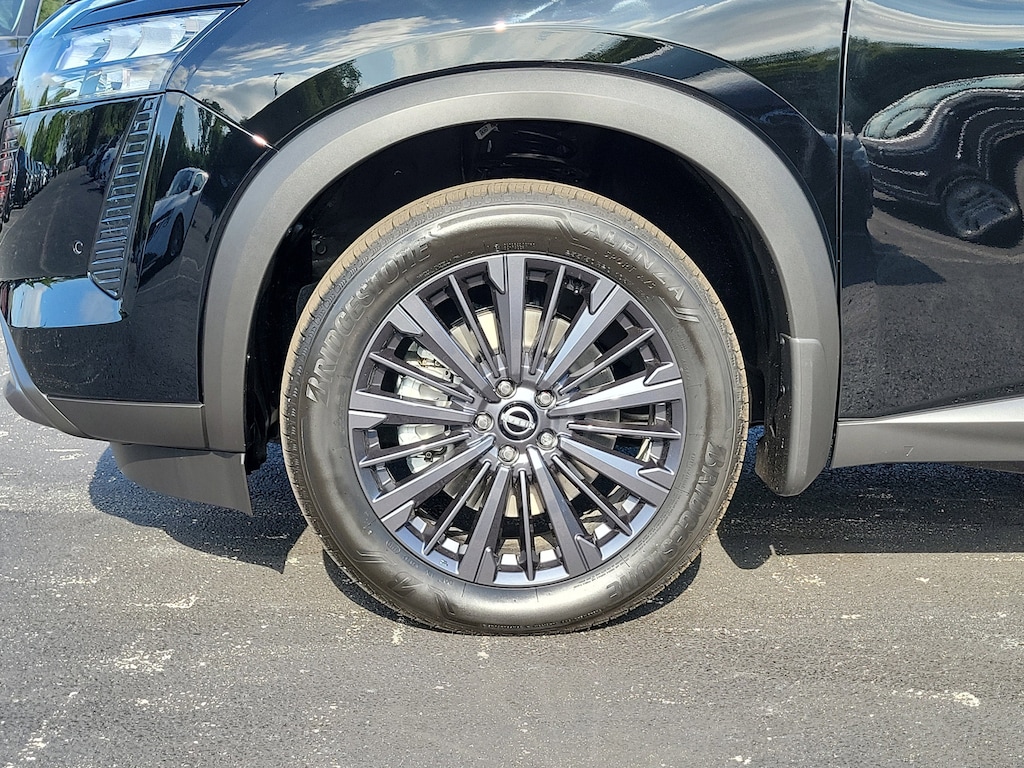 New 2026 Nissan Pathfinder SL SUV