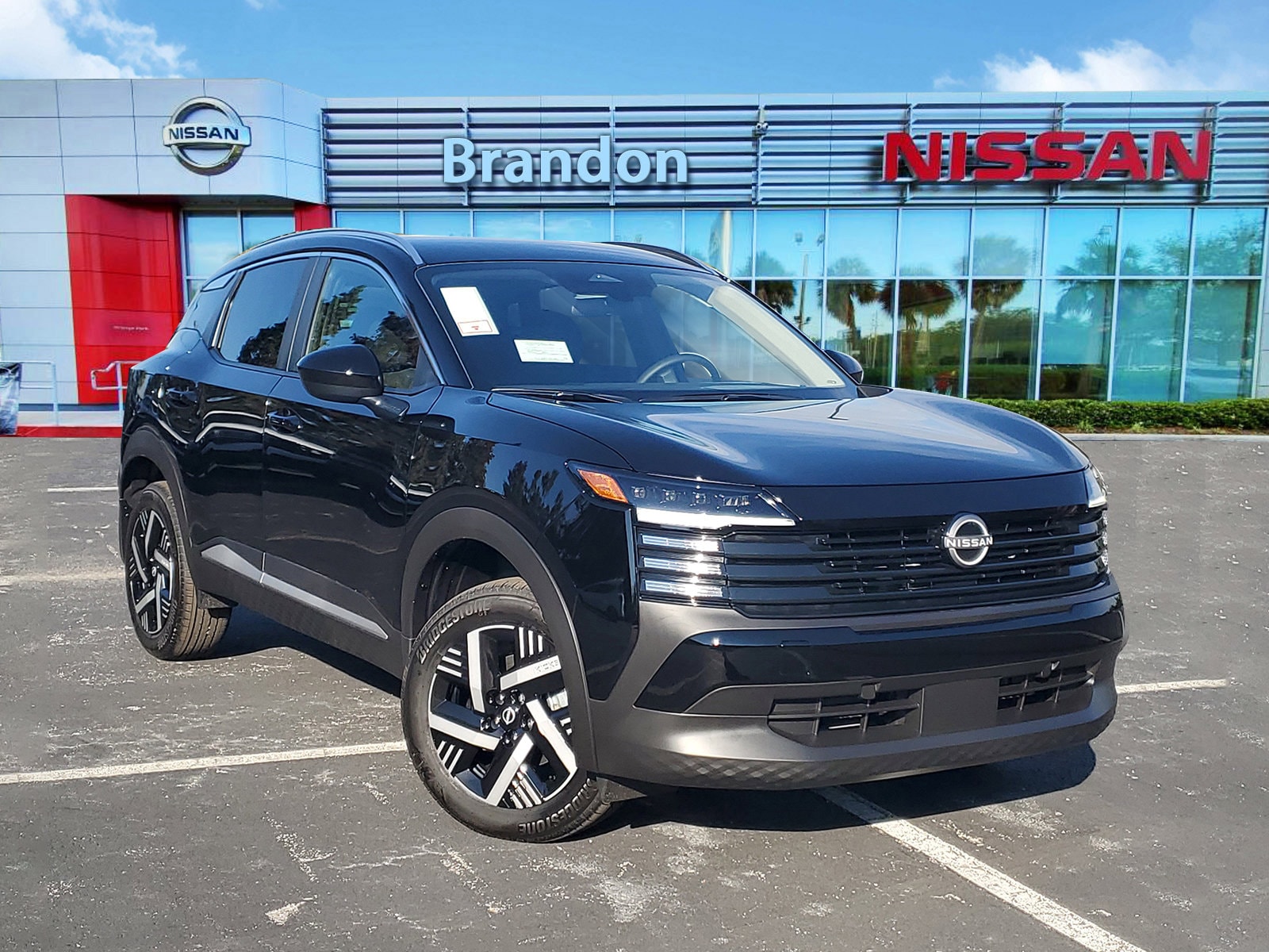 2026 Nissan KICKS SV's photo