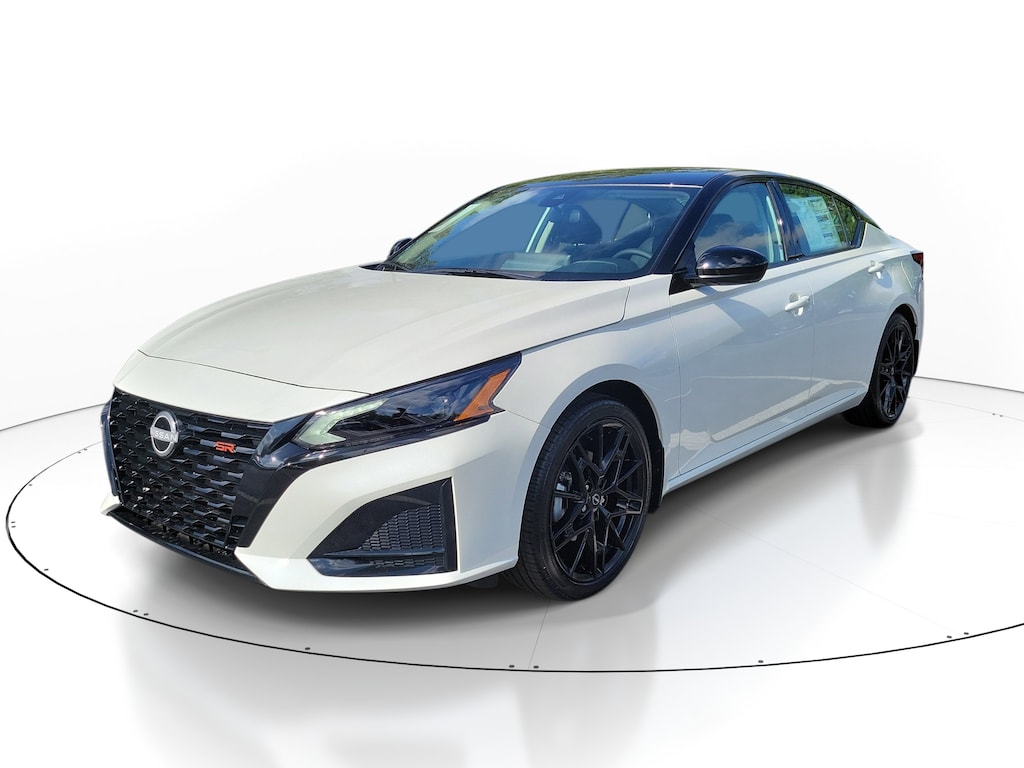 New 2026 Nissan Altima SR Sedan