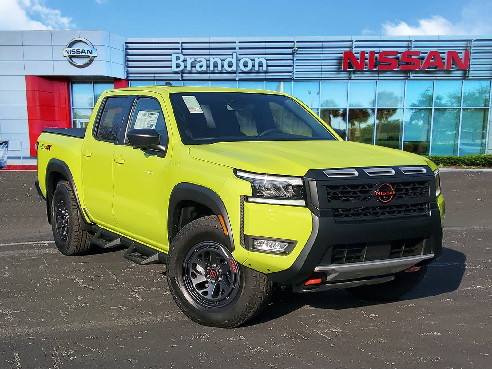 2026 Nissan Frontier PRO-4X's photo