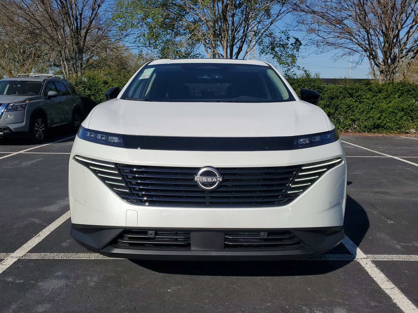 2025 Nissan Murano SL photo 2