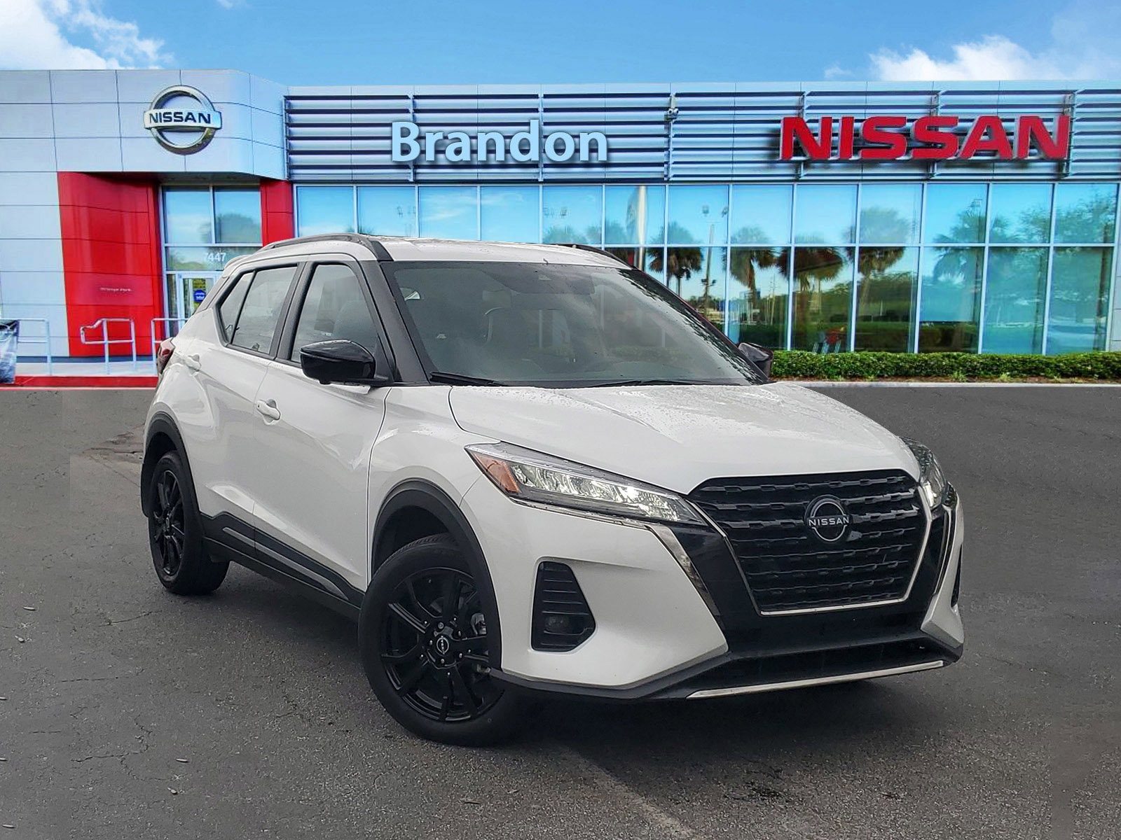 2024 Nissan Kicks SUV 