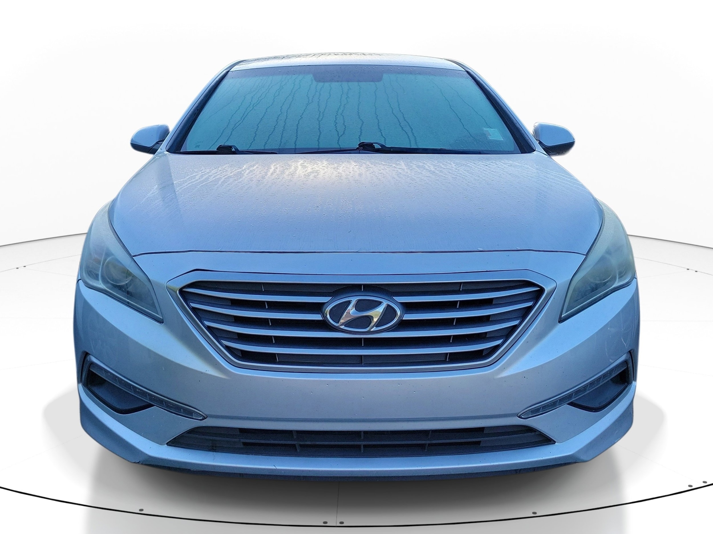 Used 2015 Hyundai Sonata SE with VIN 5NPE24AF4FH186146 for sale in Tampa, FL