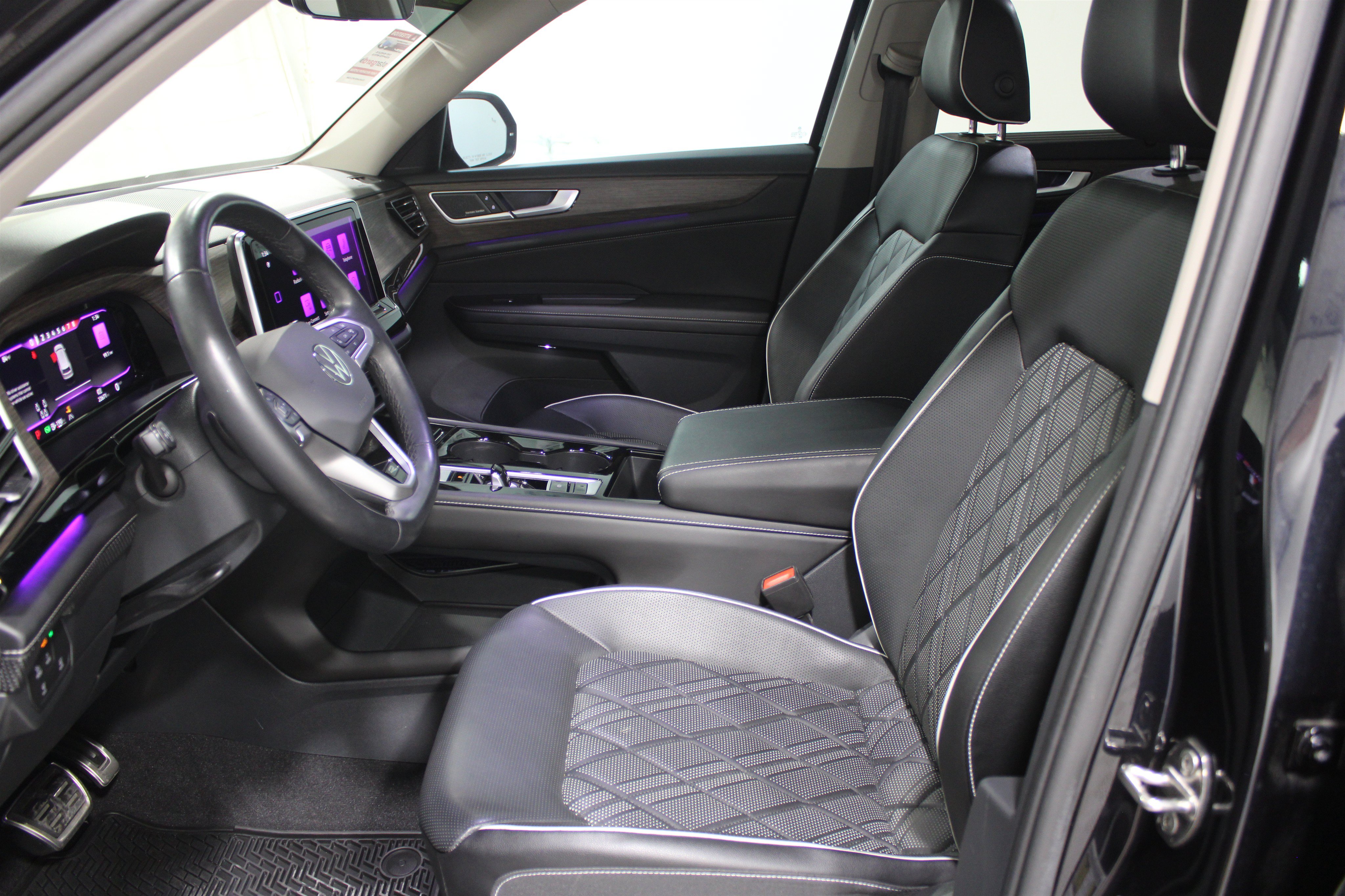 Used 2024 Volkswagen Atlas 2.0T SEL Premium R-Line Sport Utility