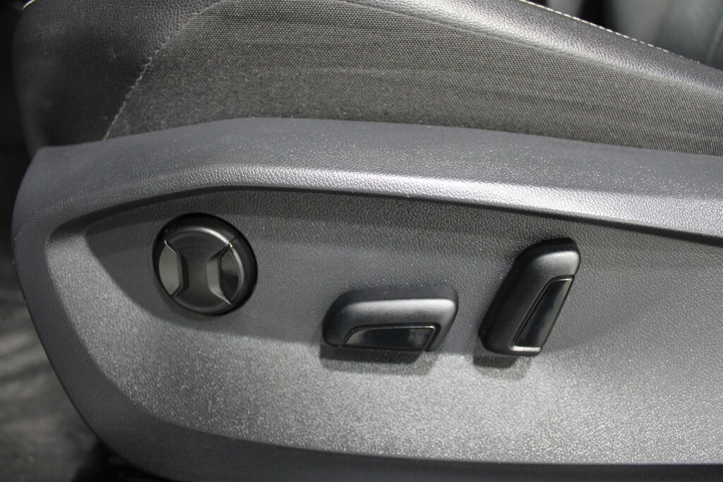 Used 2022 Volkswagen Tiguan 2.0T SE Sport Utility