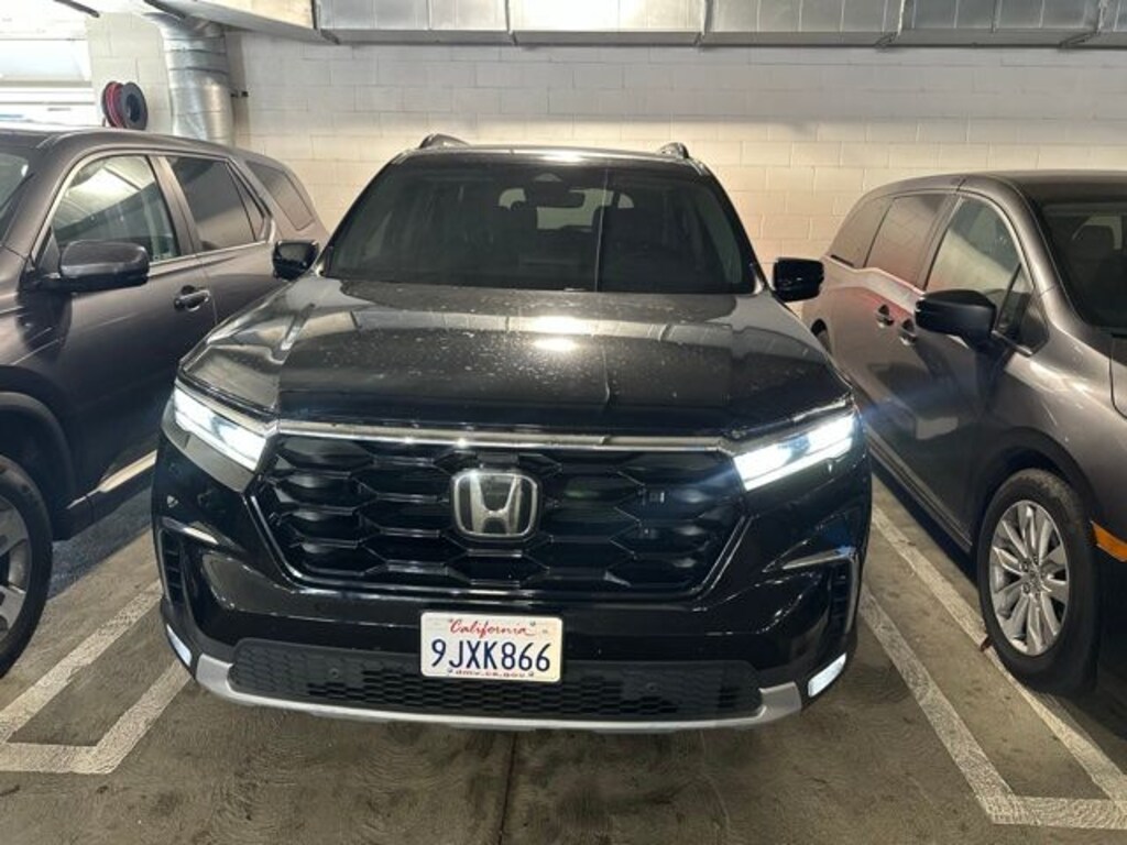 Used 2024 Honda Pilot Touring SUV