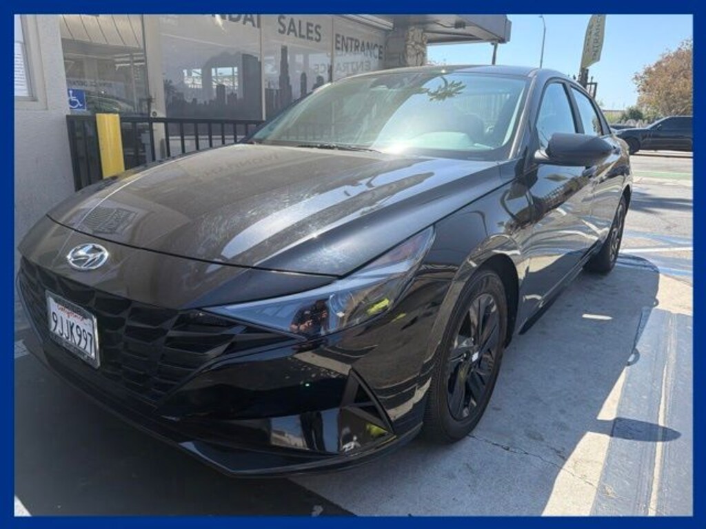 Used 2023 Hyundai Elantra Hybrid Blue Sedan