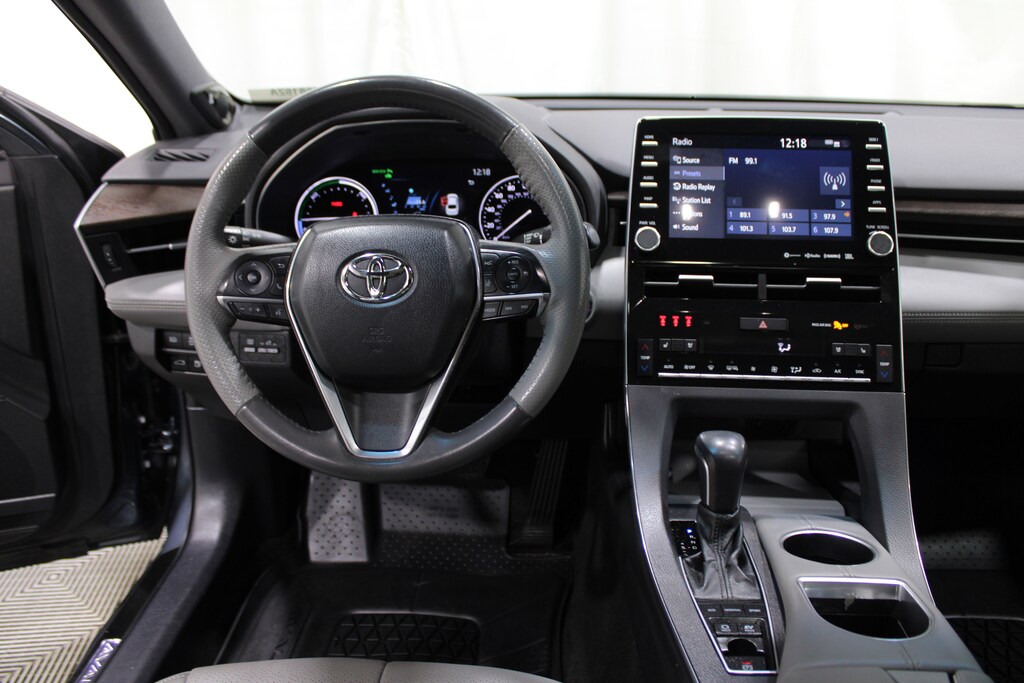 Used 2021 Toyota Avalon Hybrid Limited 4dr Car