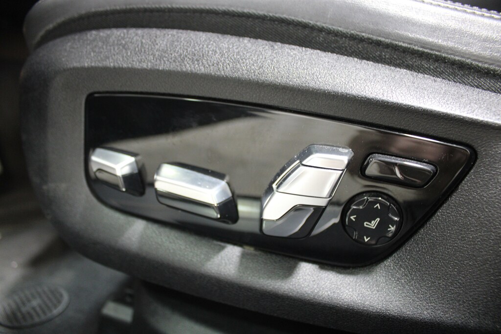 Used 2020 BMW 740i 4dr Car