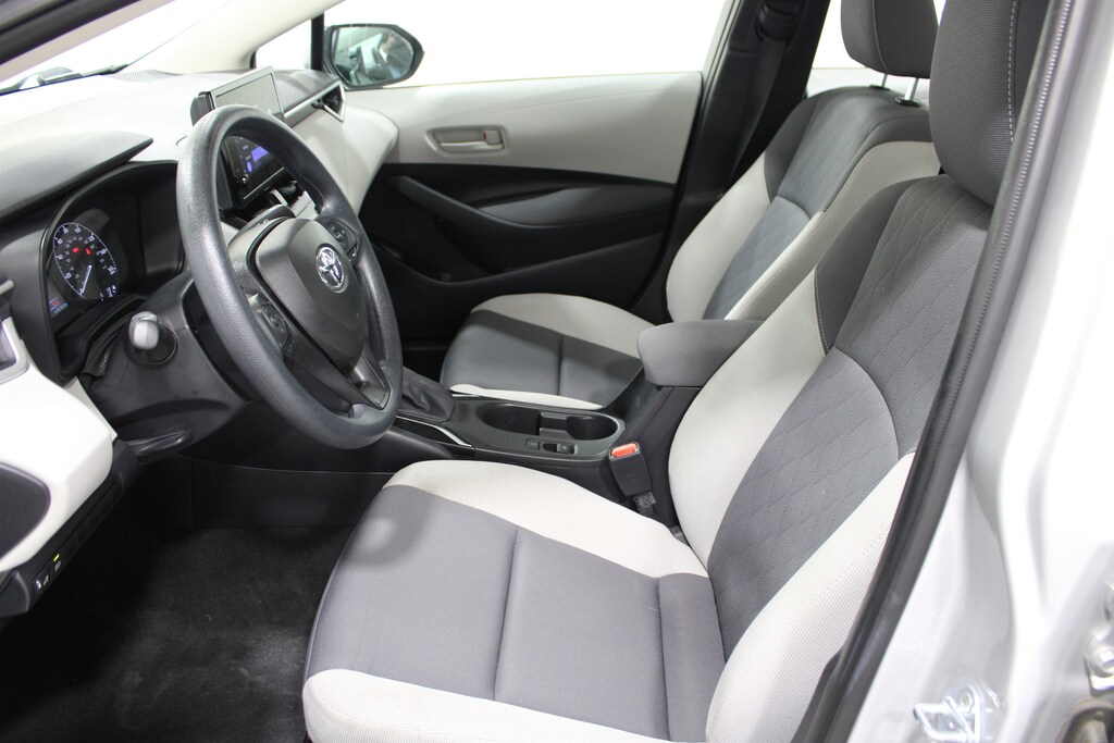 Used 2025 Toyota Corolla LE 4dr Car