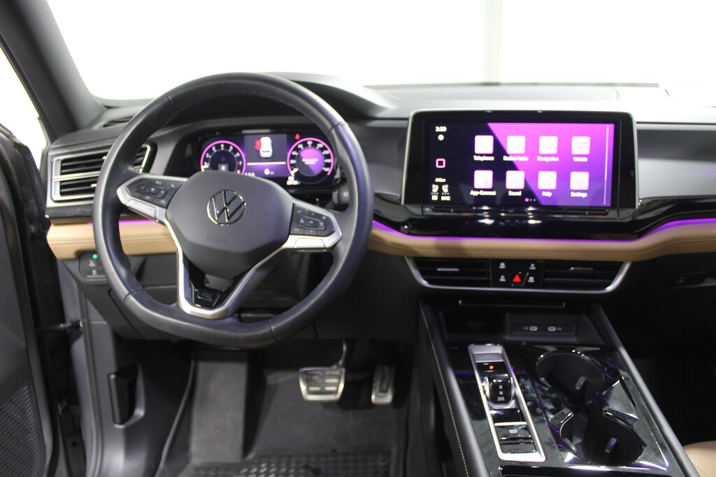 Used 2024 Volkswagen Atlas Cross Sport 2.0T SEL R-Line Sport Utility