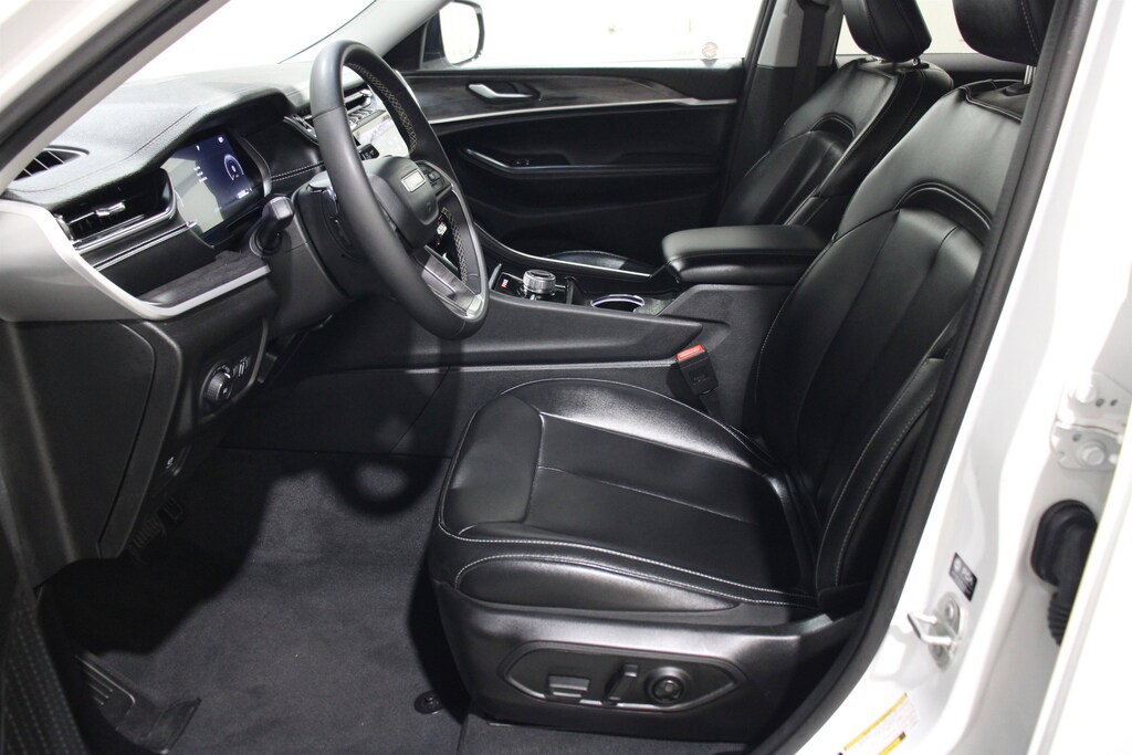 Used 2024 Jeep Grand Cherokee Limited Sport Utility