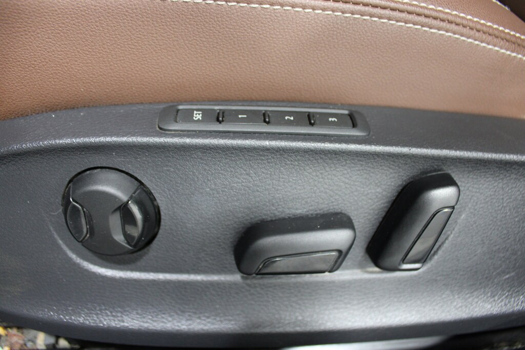 Used 2022 Volkswagen Passat 2.0T Limited Edition 4dr Car