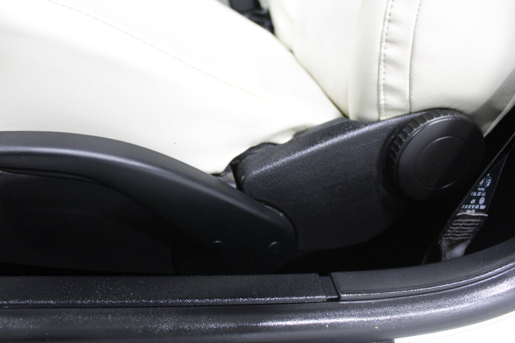 Used 2007 Volkswagen New Beetle Triple White Convertible