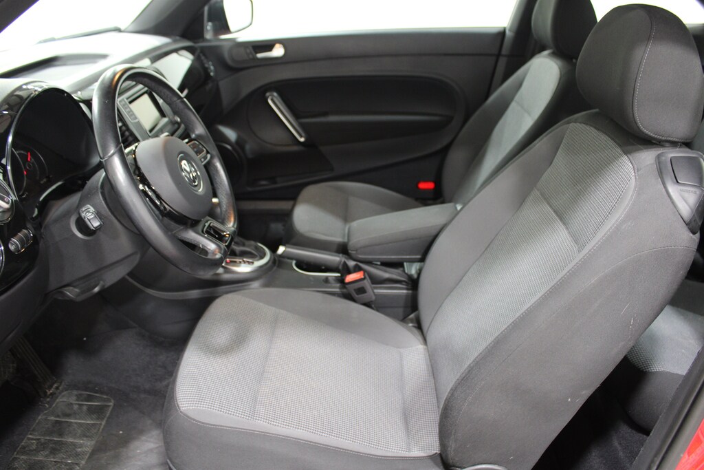 Used 2018 Volkswagen Beetle 2.0T Hatchback