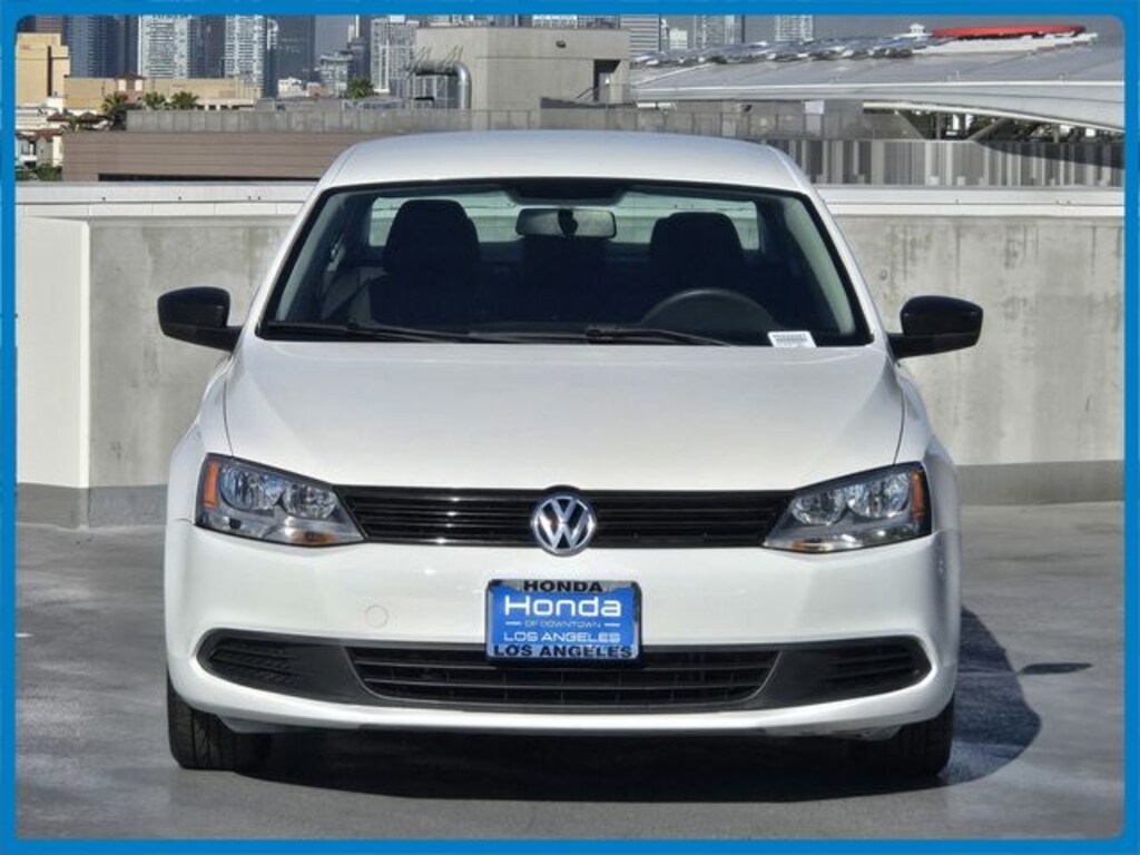 Used 2012 Volkswagen Jetta 2.0L 4dr Car