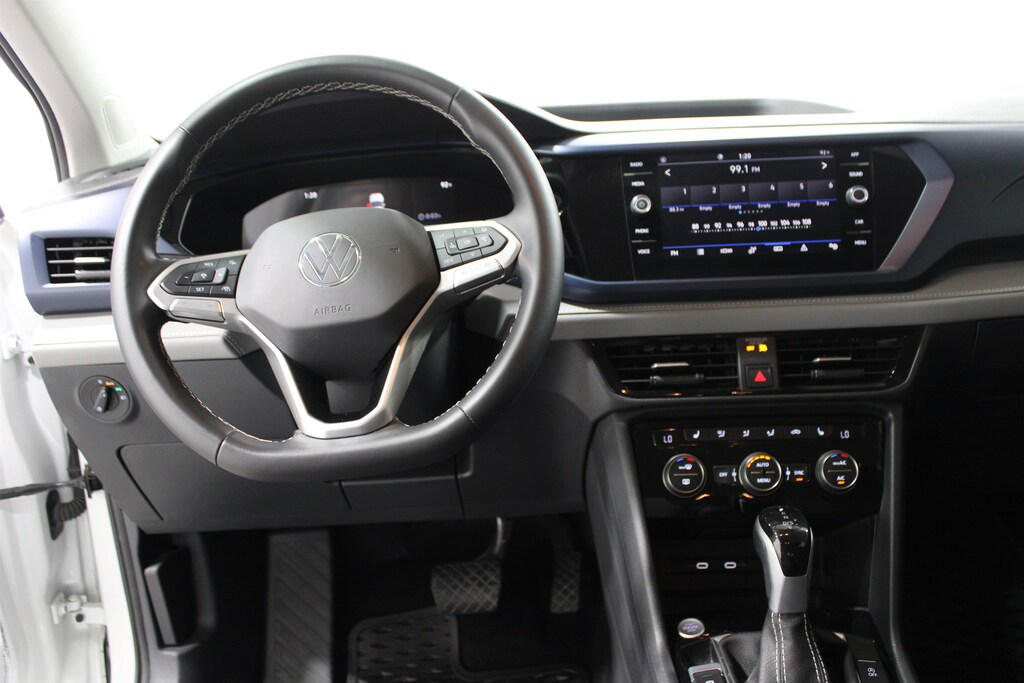 Used 2024 Volkswagen Taos 1.5T SE Sport Utility