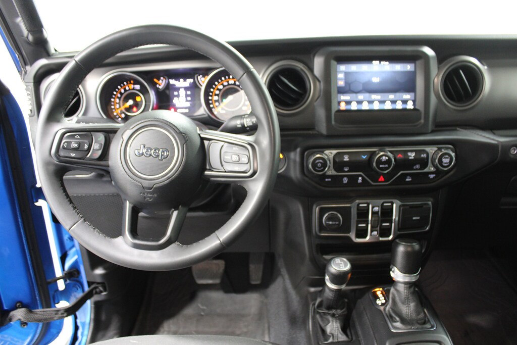 Used 2023 Jeep Gladiator Sport Crew Cab Pickup
