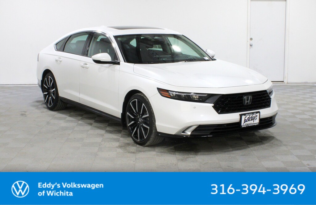 Used 2023 Honda Accord Hybrid Touring w/BSI 4dr Car