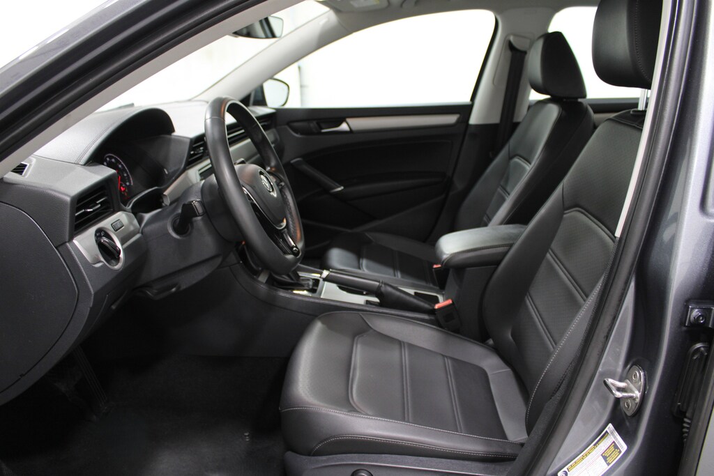 Used 2022 Volkswagen Passat 2.0T SE 4dr Car