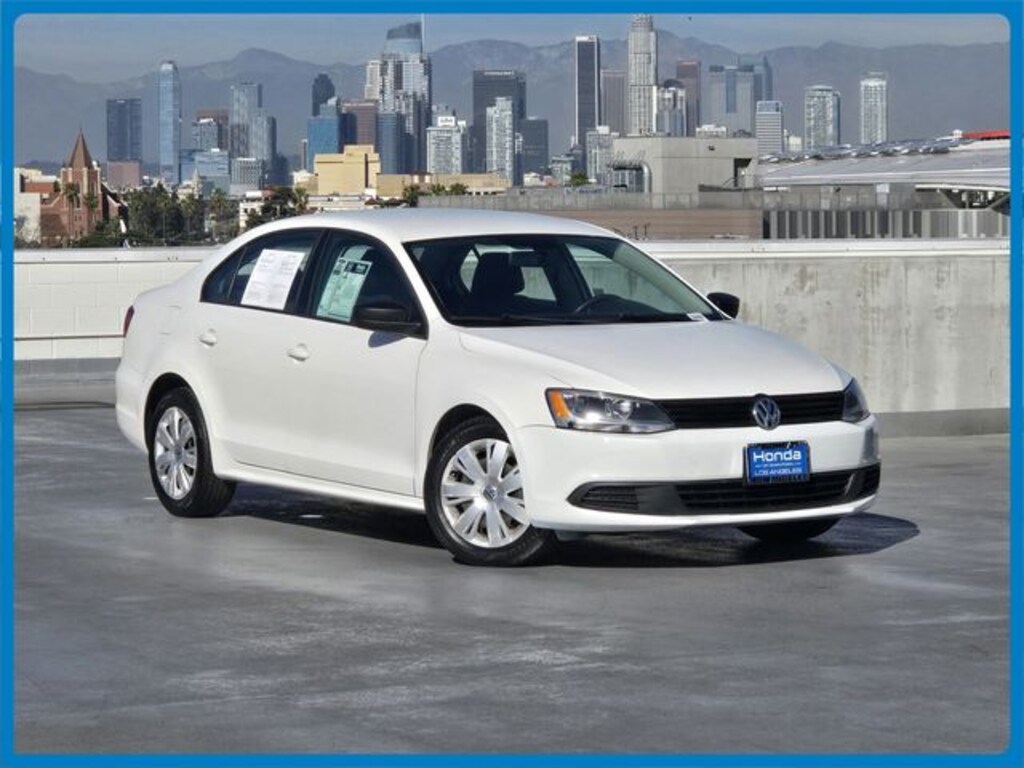 Used 2012 Volkswagen Jetta 2.0L 4dr Car