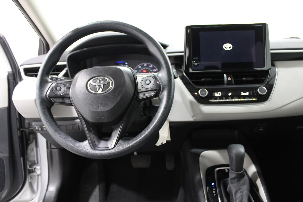 Used 2025 Toyota Corolla LE 4dr Car