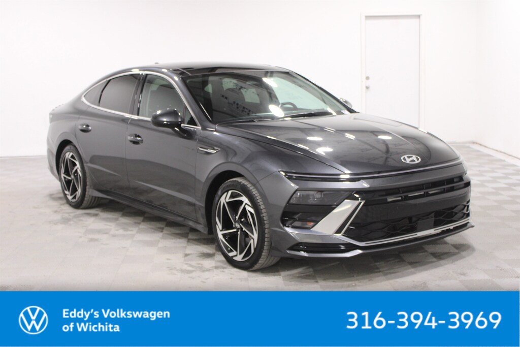 Used 2024 Hyundai Sonata SEL 4dr Car