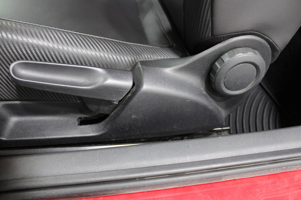 Used 2016 Volkswagen Beetle 1.8T Classic Hatchback