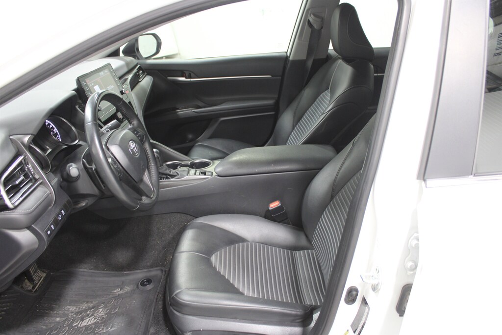 Used 2024 Toyota Camry Hybrid SE 4dr Car