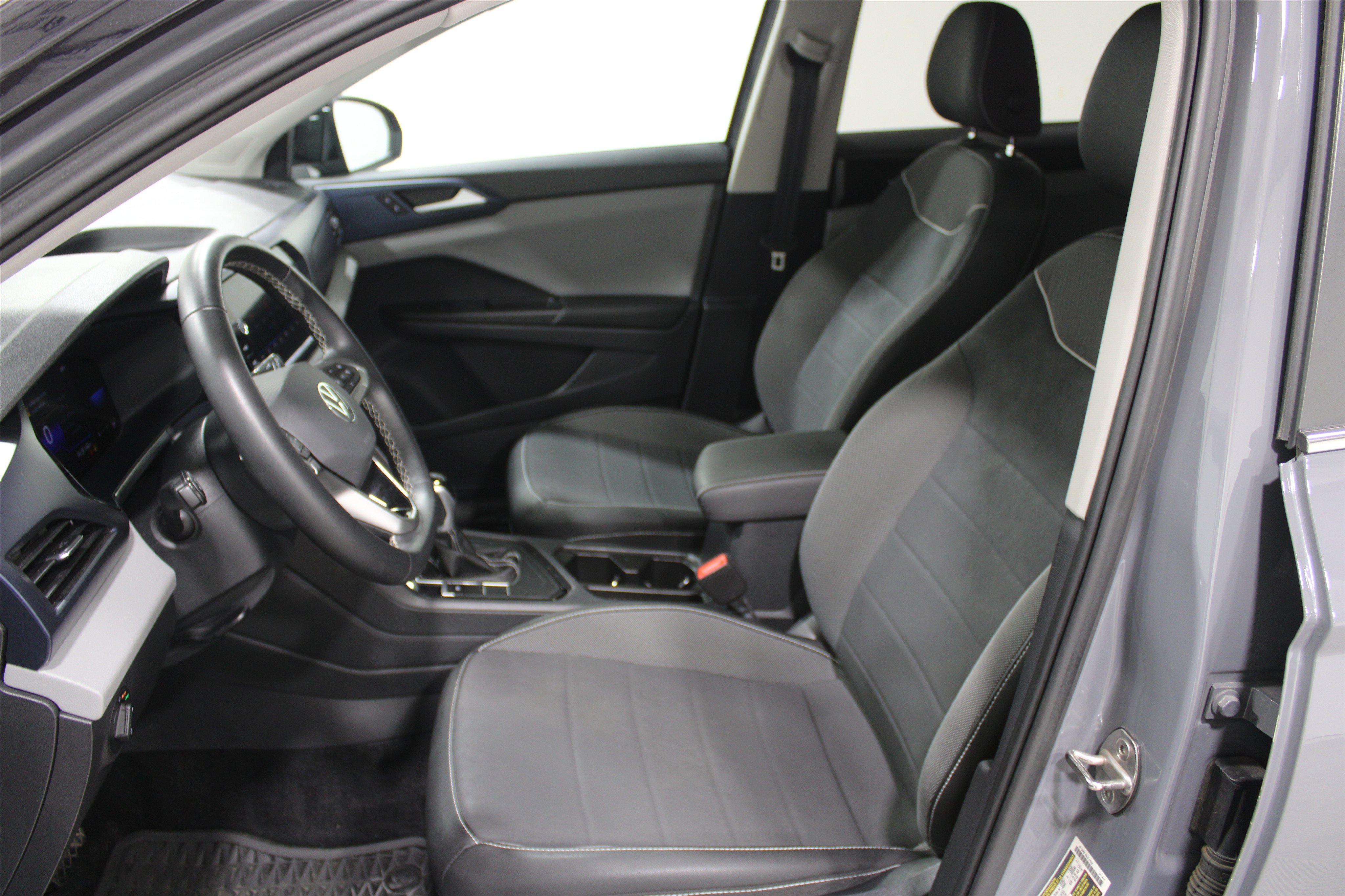Used 2023 Volkswagen Taos 1.5T SE Sport Utility