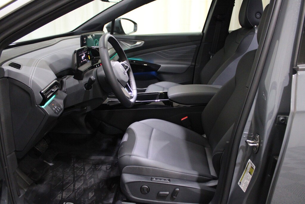 New 2023 Volkswagen ID.4 Pro S Plus w/SK On Battery w/VW Sound SUV