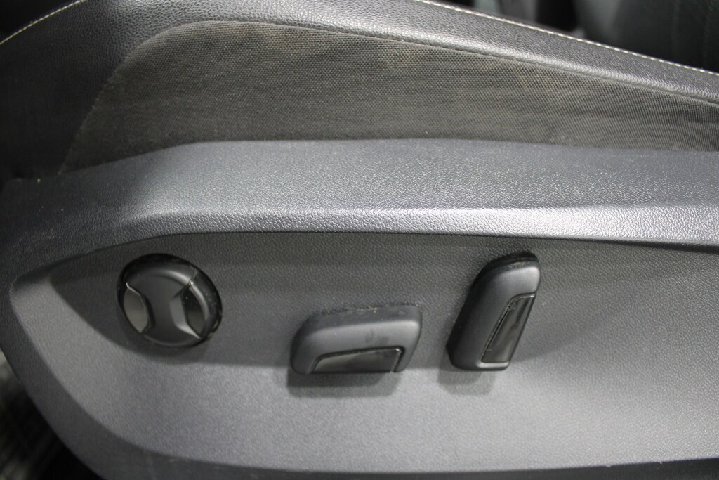 Used 2022 Volkswagen Tiguan 2.0T SE Sport Utility