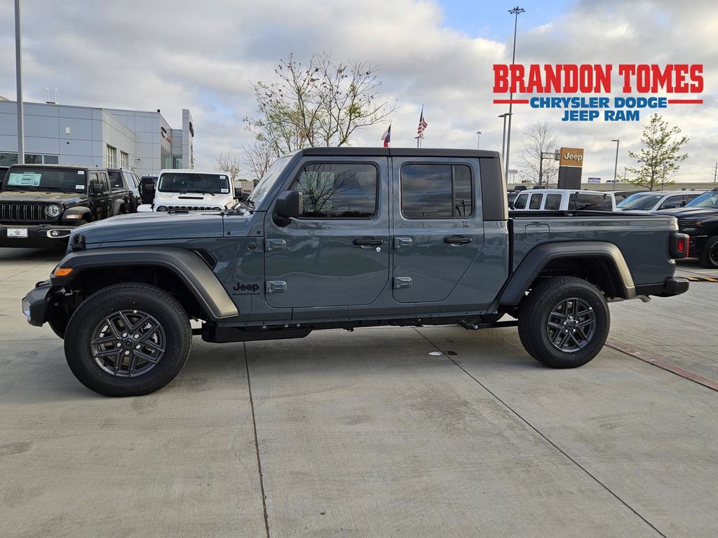 2026 Jeep Gladiator Sport Auto's photo