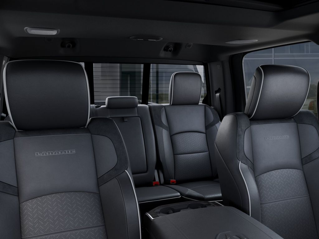 2026 RAM 2500 Laramie - Photo 26