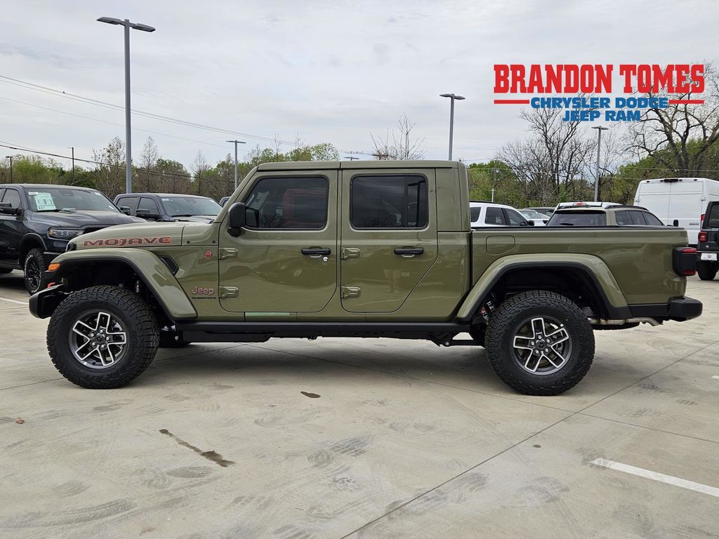 2026 Jeep Gladiator Mojave Auto's photo
