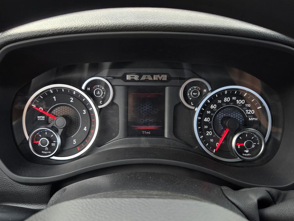 2026 RAM 3500 Chassis Tradesman - Photo 21