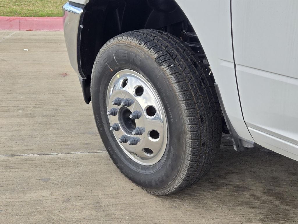 2026 RAM 3500 Chassis Tradesman - Photo 10