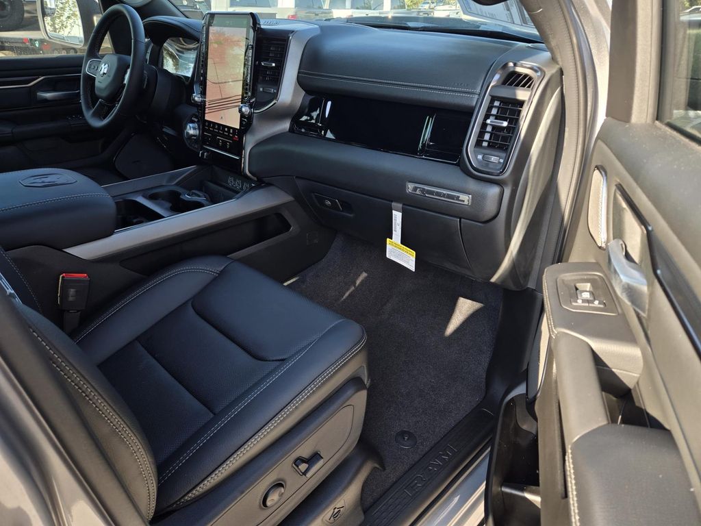 2026 RAM 1500 Rebel - Photo 9
