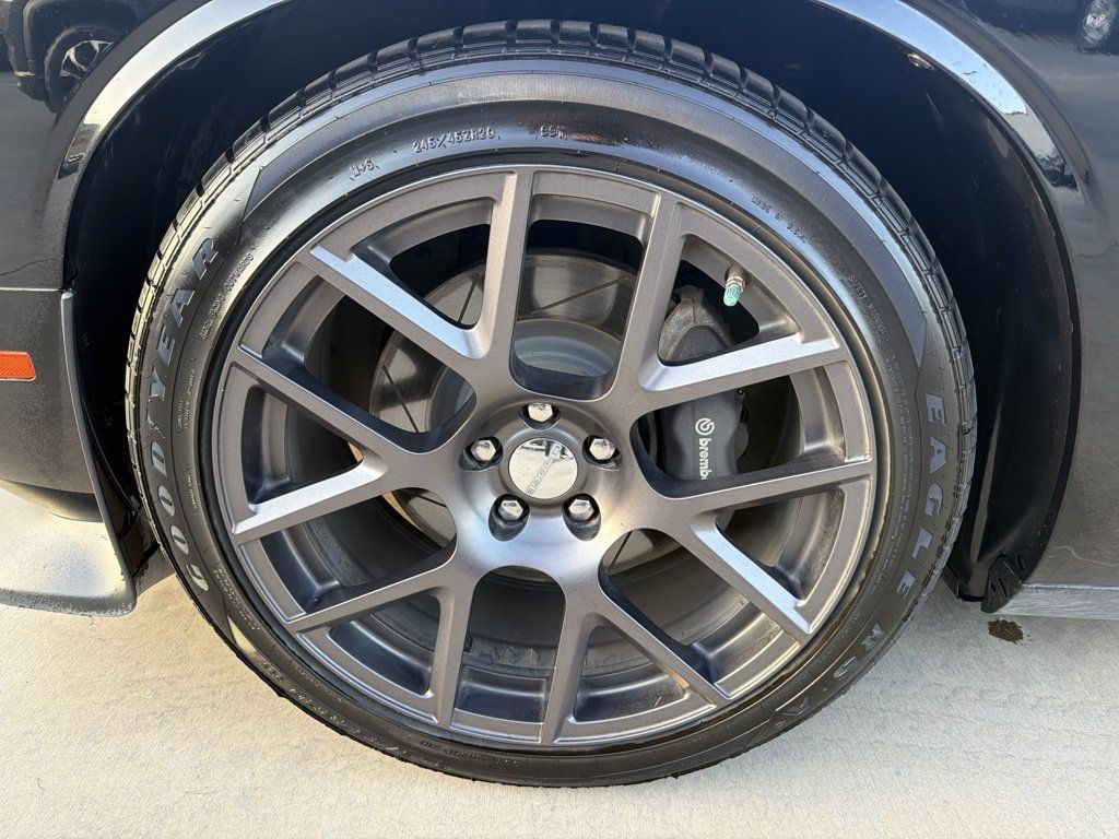 2C3CDZFJ7GH138084