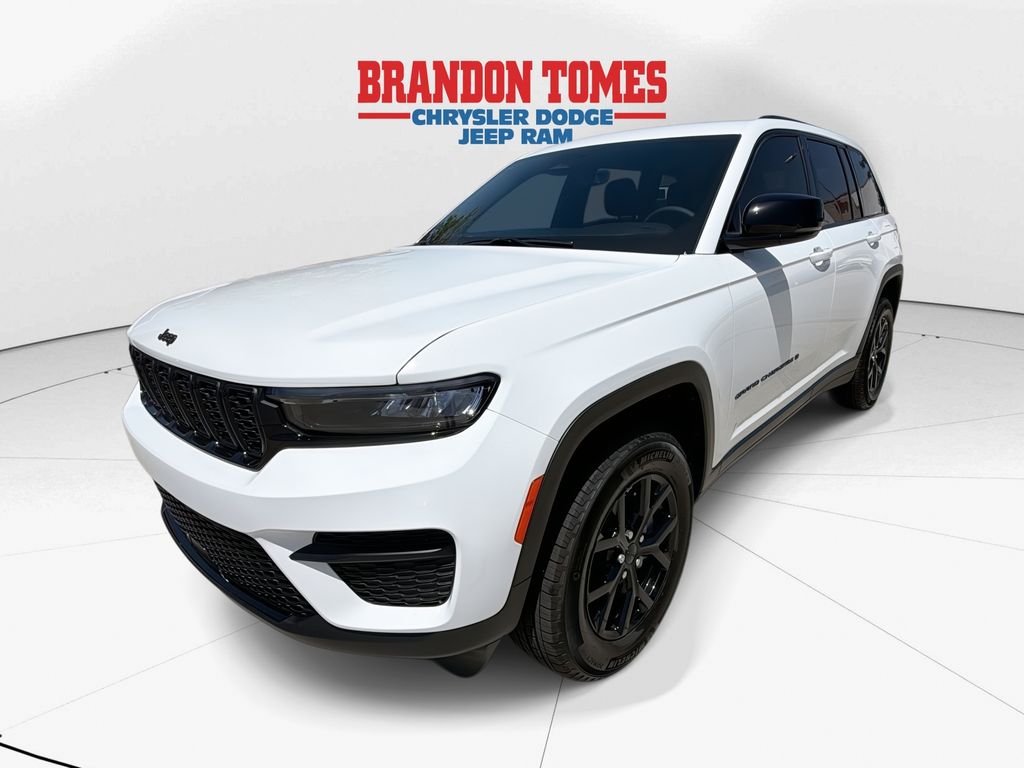 Certified Pre-Owned 2025 Jeep Grand Cherokee Laredo