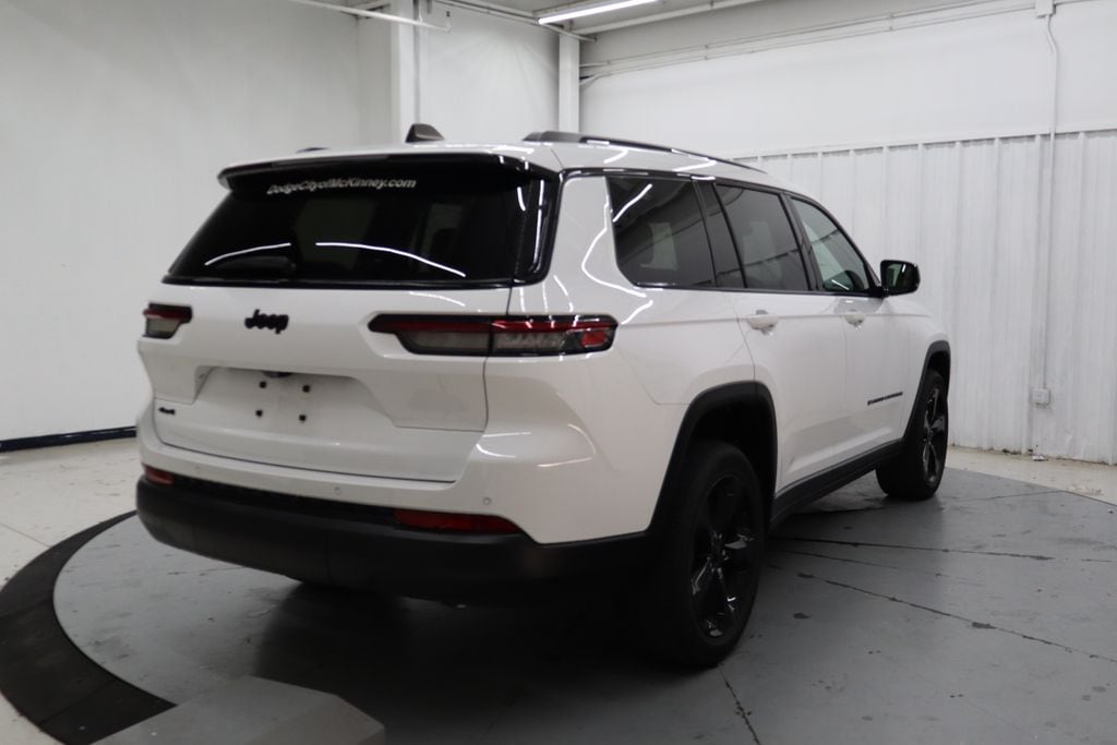 Used 2024 Jeep Grand Cherokee L Laredo SUV